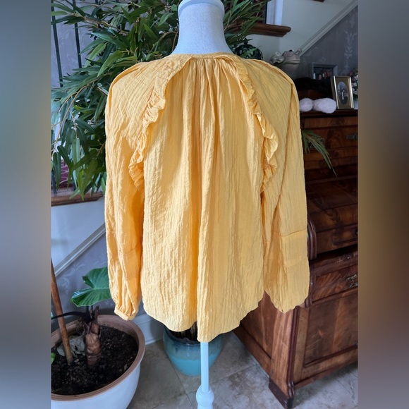 Rebecca Minkoff ladies ruffled blouse with tassels Small. Excellent condition - Picture 10 of 12